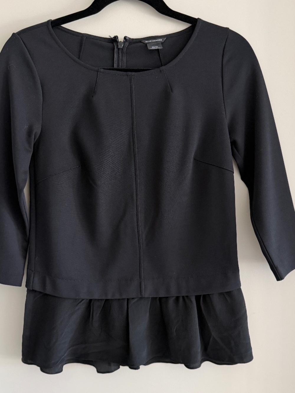 Club Monaco top - XS